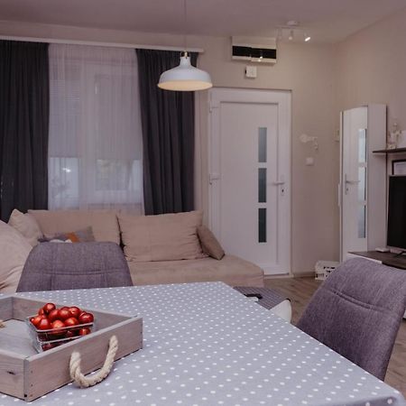 Apartment Tea Split Luaran gambar