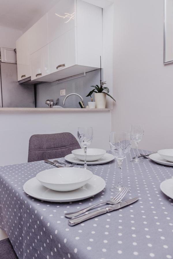 Apartment Tea Split Luaran gambar