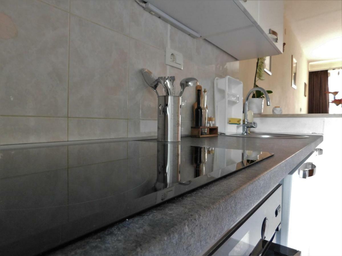 Apartment Tea Split Luaran gambar